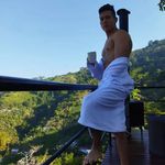 Alejandro Bustamante - @alejandro_0b - Instagram