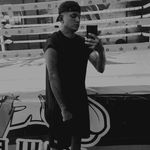 Alejandro Guevara - @_alexglez - Instagram