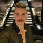 Alejandro Oliveros - @abstract_and_gold - Instagram