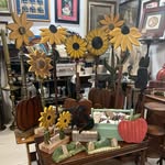 Alena Hunter - @vintage_squirrels_mercantile - Instagram