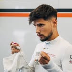 Alé - @alexarkinaka - Instagram