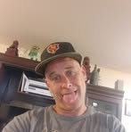 Alex August - Facebook