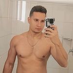 Alex Bartolo - @alexbartol0 - Instagram