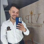 Alex Bayer - @alexbayerdiversa - Instagram