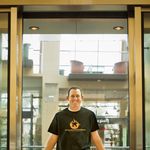 Alex Bilodeau - @riseup.entrepreneur - Instagram