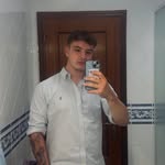 @_alexburley - Instagram