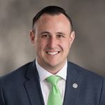 Alex Casella - @casellapersonalfinance - Instagram