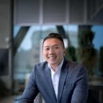 Alex Chung - Facebook