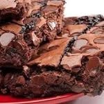 Alex Donovan - @fatmollysbrownie1 - Instagram