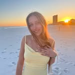 Alexa Enright - @alexa.enright - Instagram
