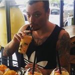 Alex Hindle - @francocam - Instagram