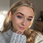 Alexandra - @alex_lavan - Instagram