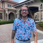 Alex Meadows - @thequincymead - Instagram