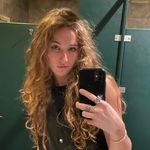 alex :) - @alex.mulvey16 - Instagram