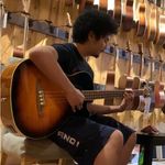 Alex Sahli - @bajajabassing - Instagram