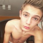 @alex_teal_ - Instagram