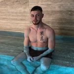 Alex - @alex_tew_ - Instagram