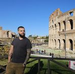 Alex Theo - Facebook