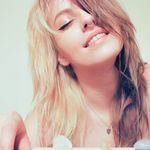 Alex Tilley - @aaaalexxandra - Instagram