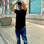 @alex__vang - Instagram