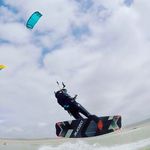 Alex Wallis - @alex_wallis_kiteboarding - Instagram