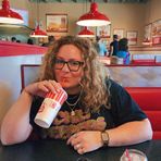 Alexa Beck - Facebook