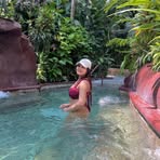 Alexa Bryan - Facebook