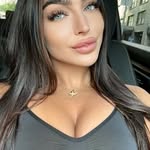 ALEXA BRYAN - @alexabryan97 - Instagram