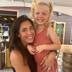 Alexa March - Facebook