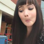 Alexa Stern - @lucky_boy_bow - Instagram