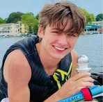 Alexander Dec - Facebook