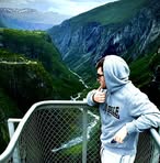 Alexander Dec - Facebook