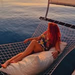 Alexandra Becker - @sandbetween.mytoes - Instagram