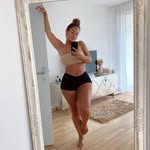 Alexandra Bournet - @alexandrabournet - Instagram