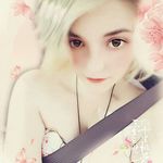 Alexandra Cooke - @fevermoon - Instagram