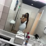 Alexandra Henderson - @yagirl_alex17 - Instagram