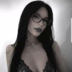 Alexandra Lerch - @dark.orchidee - Instagram