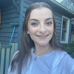 Alexandra Lyons - @alex.eowyn - Instagram