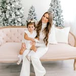 Alexandra	Pullman - @pullman5235 - Instagram