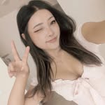 Alexis Ly - @lexily34 - Instagram