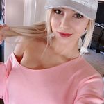 Alexis Small - @alexissmall85 - Instagram