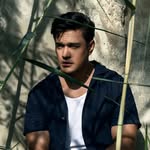 Ali Alvi - @alialvionline - Instagram