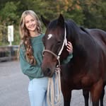Ali Johnston - @alijohnston11 - Instagram