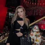 Alicia Snellsone - @aliciasnellsone - Instagram