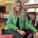 Alice Earnshaw - Facebook