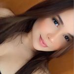 Alice Gomes - @_alicegomesss - Instagram