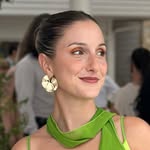 Alice Ormeneze - @aliceormeneze - Instagram