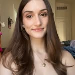 Alice Ross - @aliceapple95 - Instagram