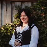 Alicia Yoder - @aliciathestylist - Instagram