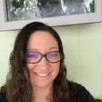 Alicia Rowe - @aliciarowewellness - Instagram